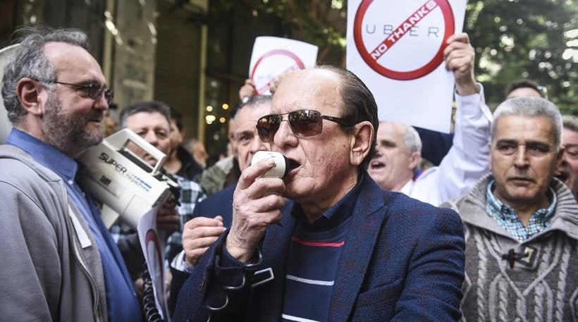 Λυμπερόπουλος: «Σε λίγο ο ταξιτζής θα πυροβολεί χωρίς να σημαδεύει»